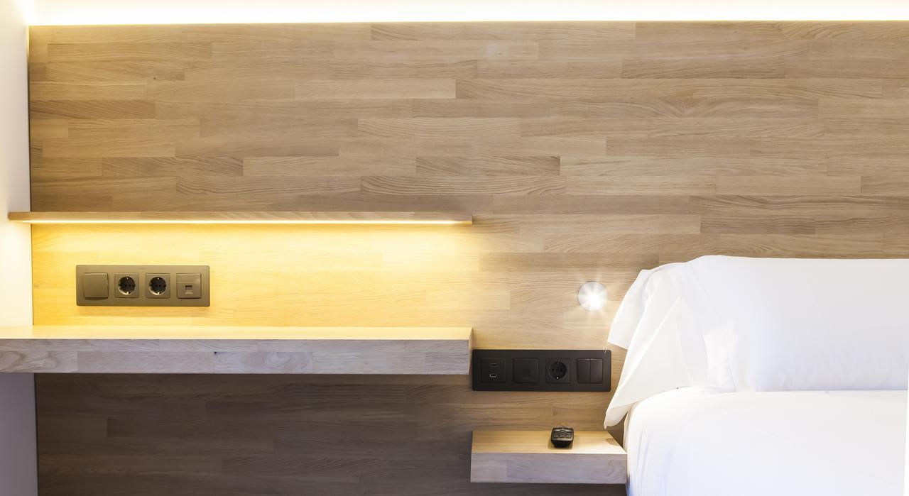 Hotel A פמפלונה מראה חיצוני תמונה