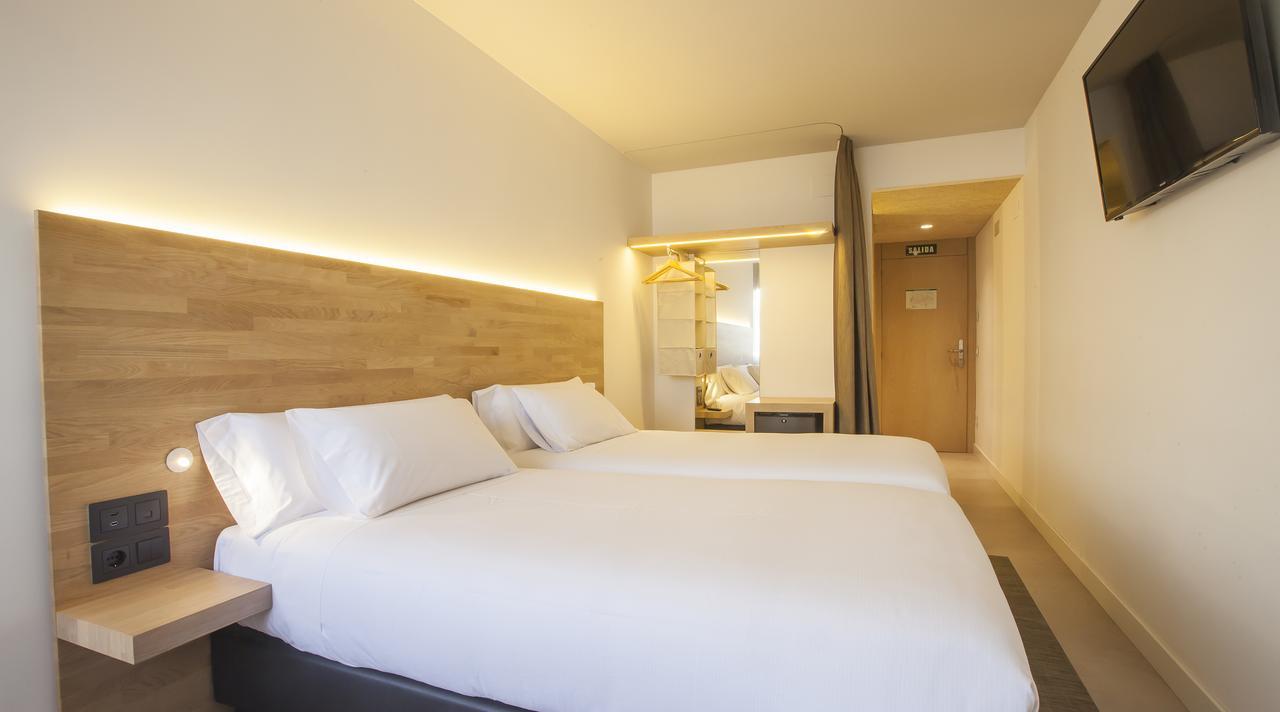 Hotel A פמפלונה מראה חיצוני תמונה
