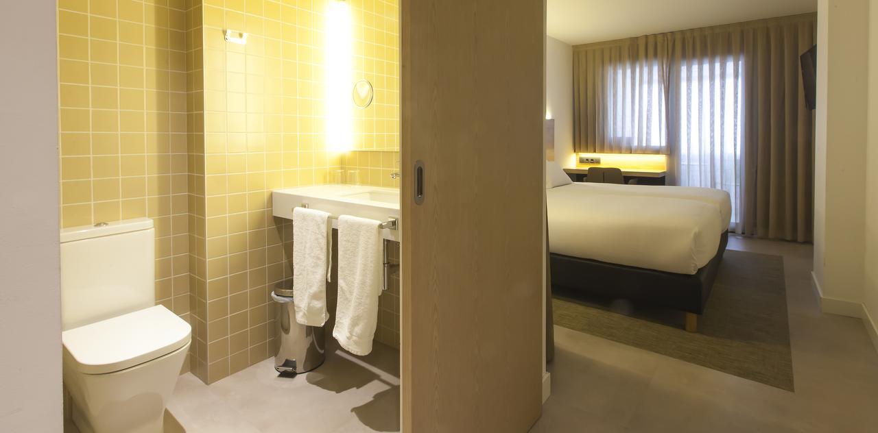 Hotel A פמפלונה מראה חיצוני תמונה