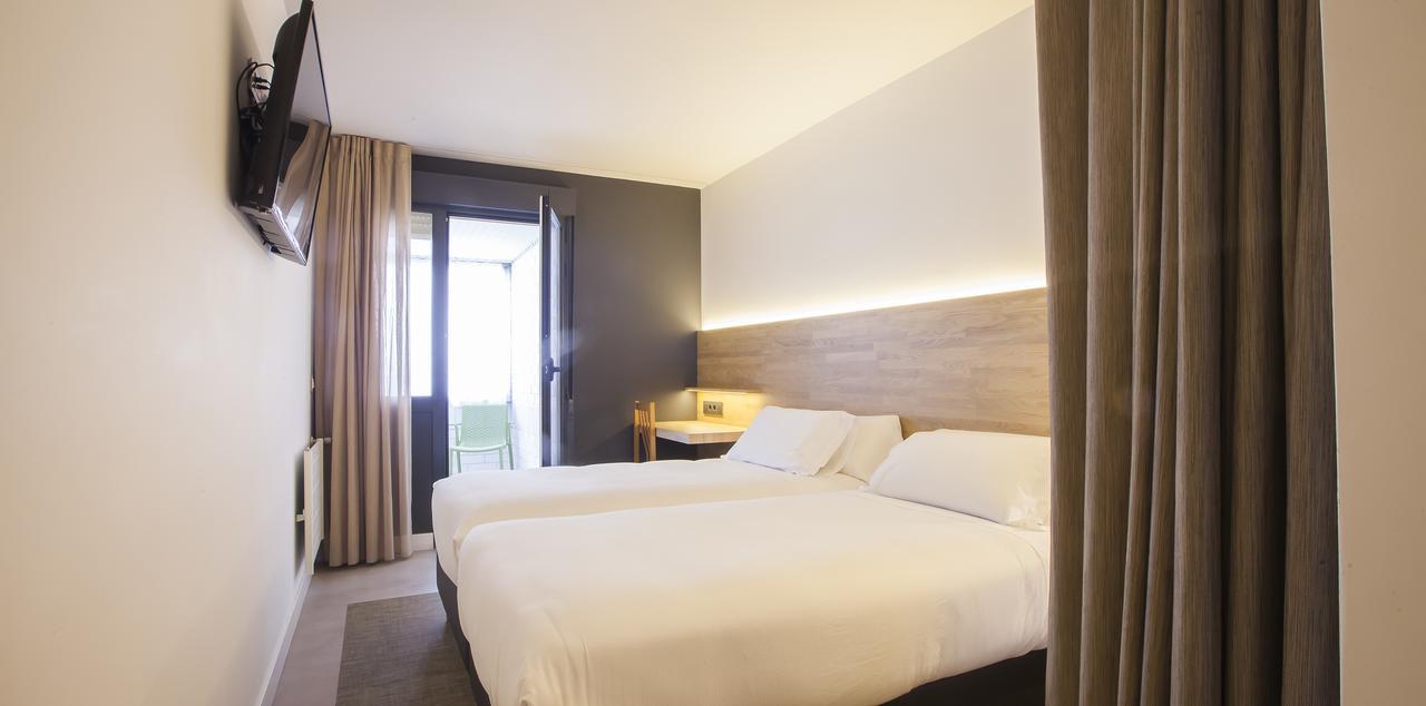 Hotel A פמפלונה מראה חיצוני תמונה