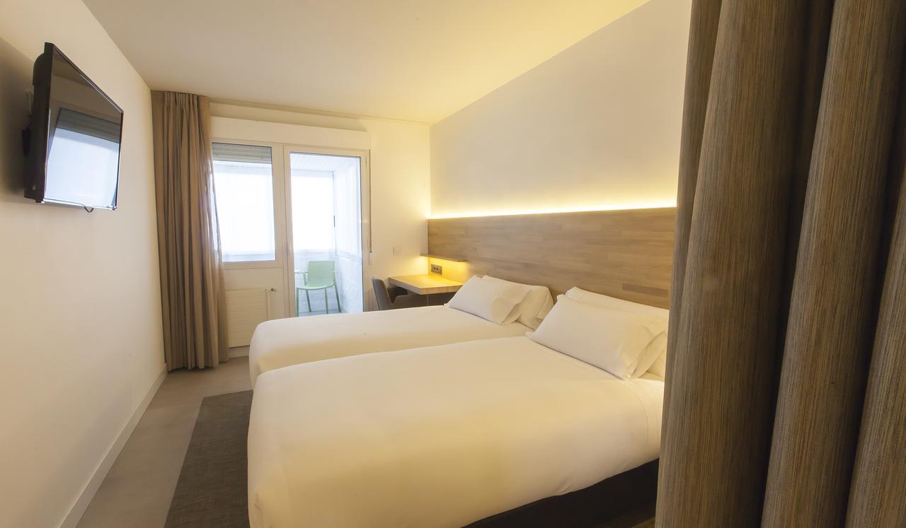 Hotel A פמפלונה מראה חיצוני תמונה