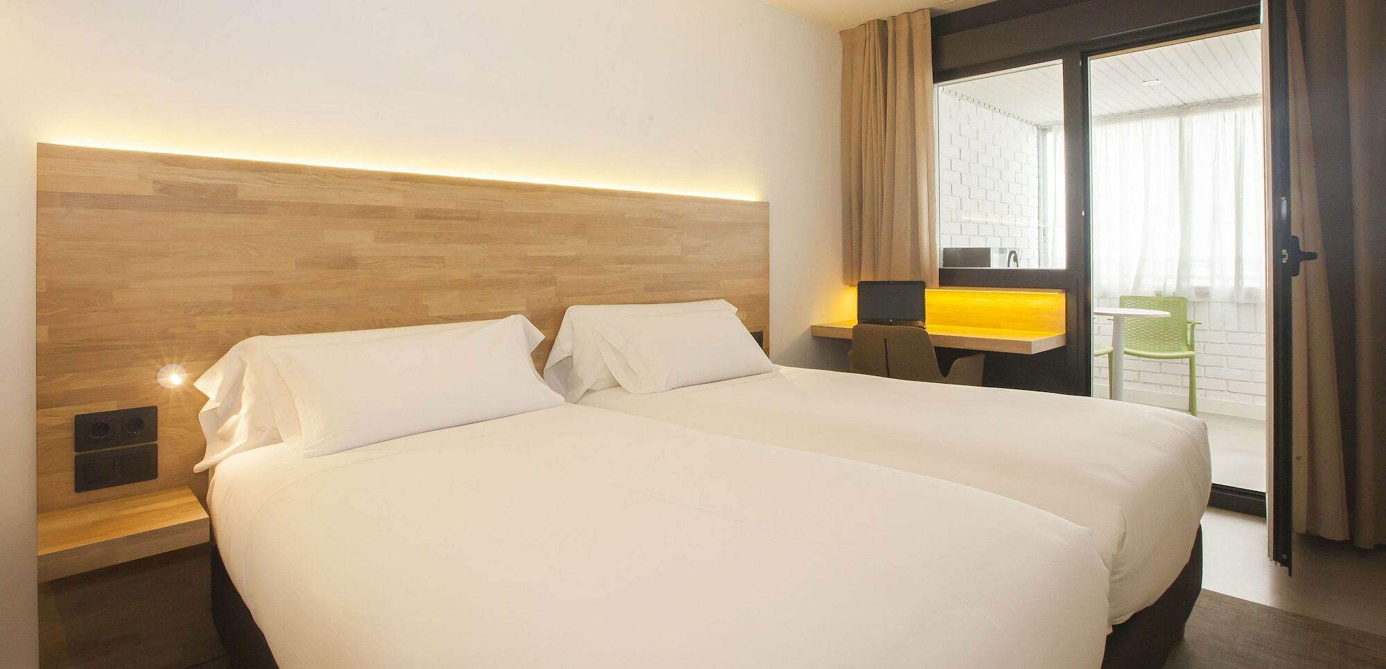 Hotel A פמפלונה מראה חיצוני תמונה
